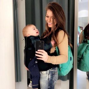 Meet your Posher, Laura